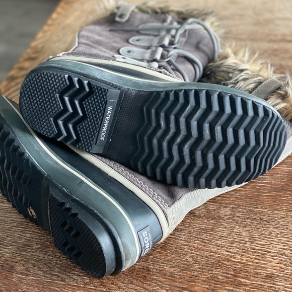 Sorel Boots - Picture 5 of 6
